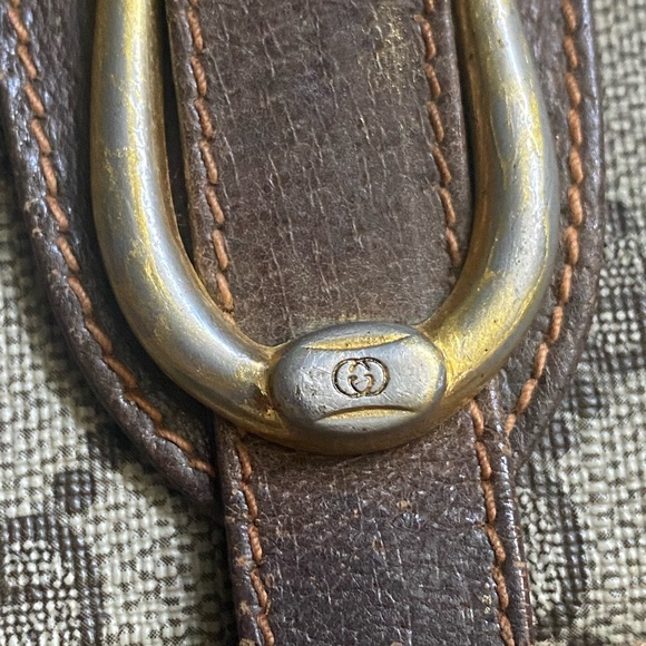 Vintage GG clutch made in take “authentic” vi tags condition no strap - Picture 8 of 15